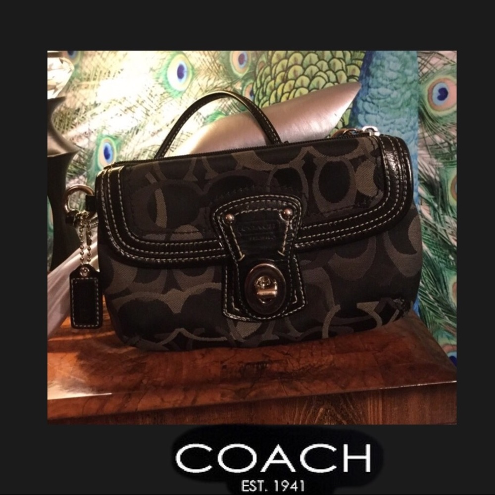 💎EUC-Authentic Coach Wristlet💎